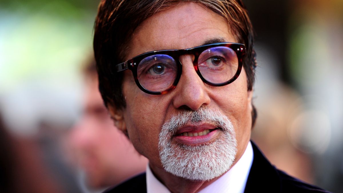 ۲۰ مهرماه زادروز ۷۴ سالگی Amitabh Bachchan اسطوره‌ی بالیوود.